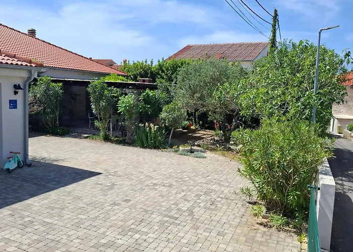 Nyaraló Barbat 249 *