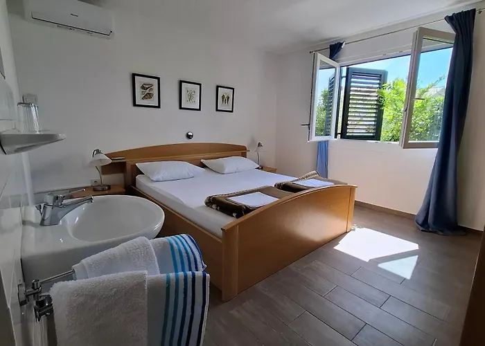 Nyaraló Barbat 249 Barbat na Rabu